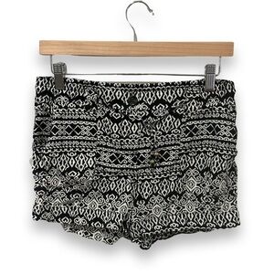 American Rag black and white patterned lightweight rayon shorts